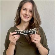 Maestra di clarinetto orchestrale. Lezioni individuali per tutte le età a Roma